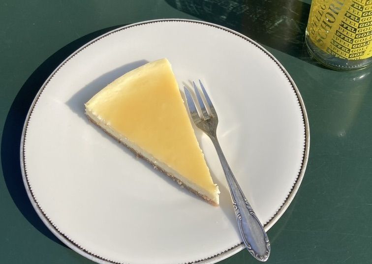 Zitronen-Ricotta-Kuchen.jpeg Zitronen-Ricotta-Kuchen